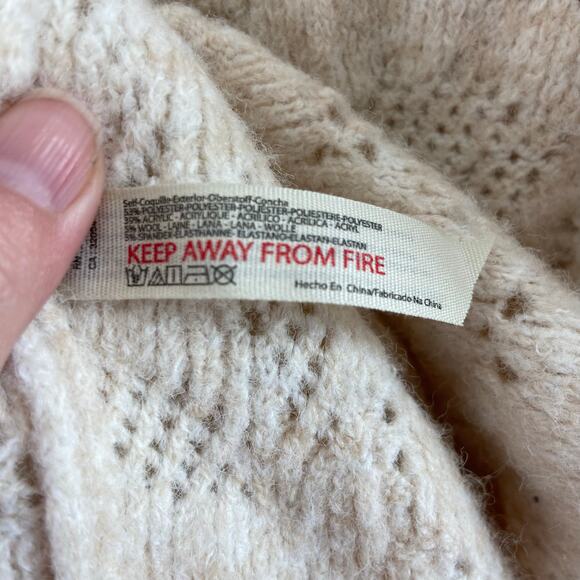 Free People Cream VNeck Sweater Size XS / Small - Picture 5 of 6